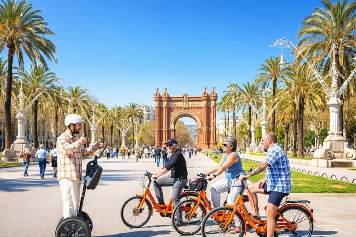 Barcelona Bike or E-Bike Express Tour: Top 10 in 90 Min
