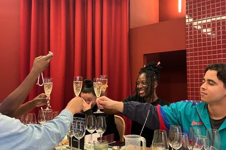 Interactive Sangría and Spritz Cocktail Workshop