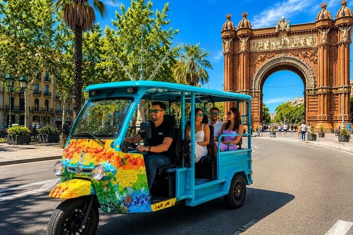 Route through Barcelona in Tuk Tuk 1 - 4H
