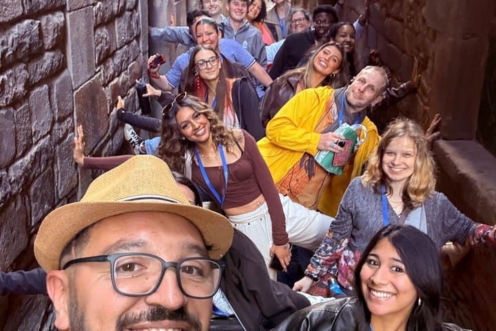 Gothic Quarter Insights & Tapas Experience