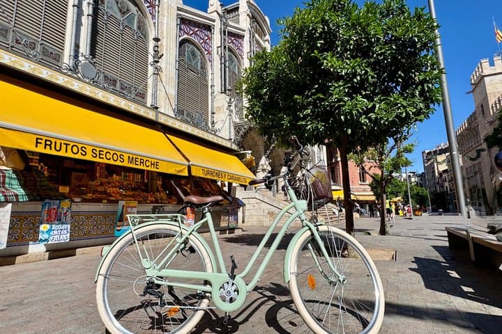 Valencia Easy Bike Tour: No Rush, Just Enjoy