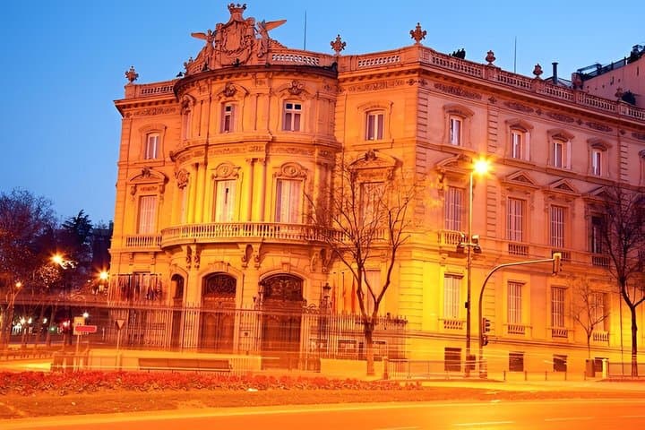 Dark Stories of Madrid – Historic Private Walking Tour