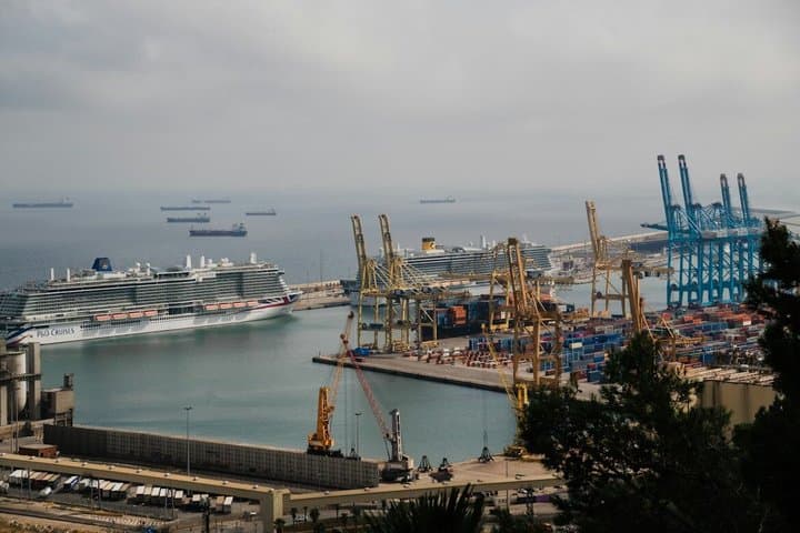 Barcelona Cruise Port to Hotel Private Taxi Transfer
