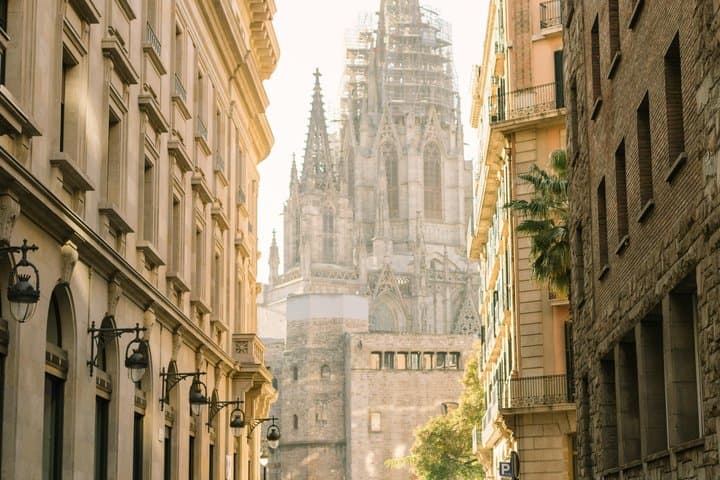 Barcelona Private Taxi Transfer Hotel to Cruise Port