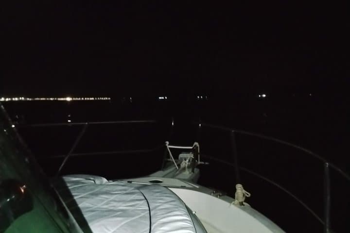 Private Stargazing Over Trafalgar with Wine