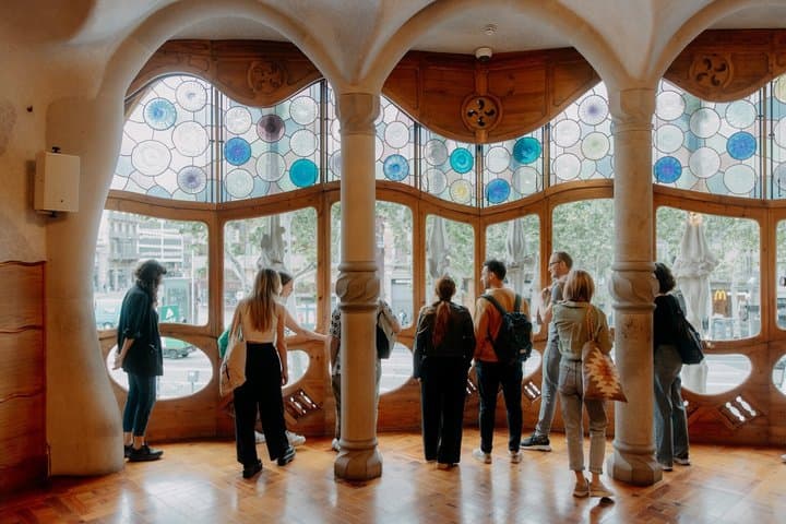Casa Batlló & Sagrada Família Skip-the-Line Guided Tour