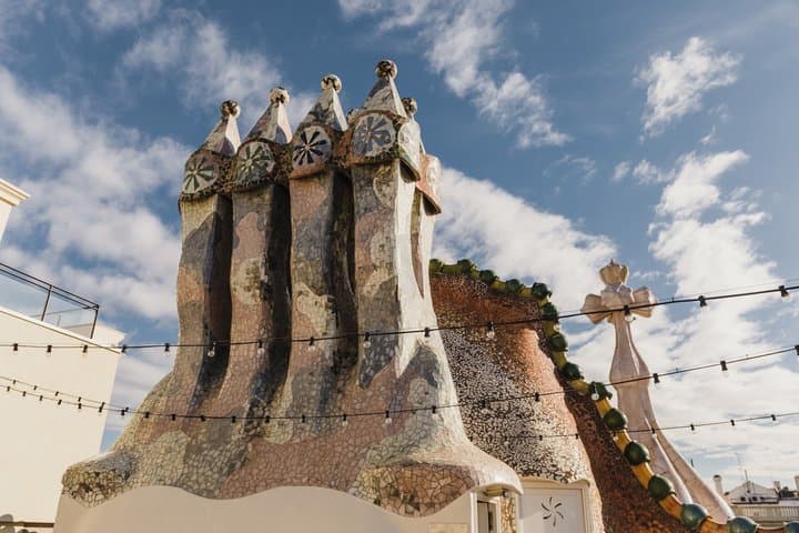 Casa Batlló & Sagrada Família Skip-the-Line Guided Tour