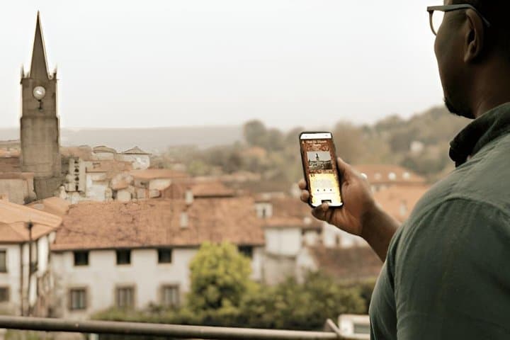 Comillas Self-Guided Scavenger Hunt and Walking Tour