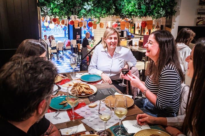 Granada Tapas and Wine Small Group Tour
