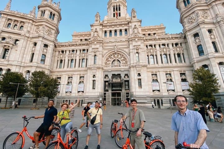 Madrid 2.5 Hour Historical Tour by Bike or E Bike