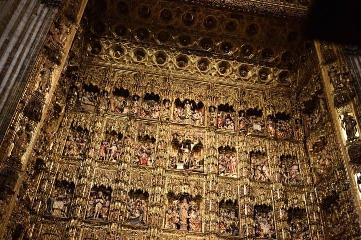 Seville Cathedral Night Tour with Illumination