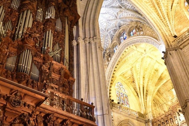 Seville Cathedral Night Tour with Illumination