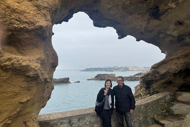 Private French Basque Tour: Biarritz, Bayonne & Chocolate