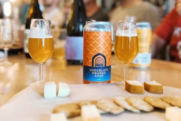 Experience of Craft Beer and Tapas in Ruzafa, Valencia