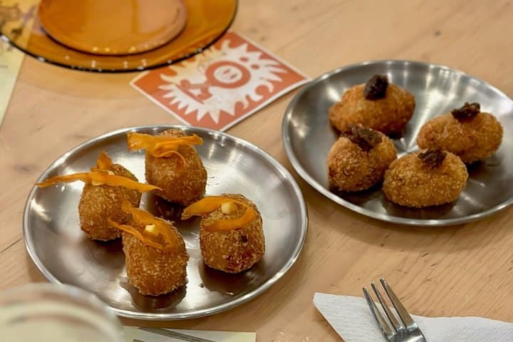 Experience of Craft Beer and Tapas in Ruzafa, Valencia