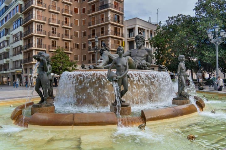 Myths and Truths Self Guided Walking Tour of Valencia