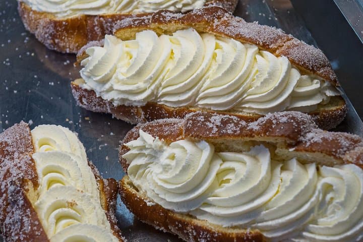 (French) Barcelona Pastry Tour: Over 100 Years of History