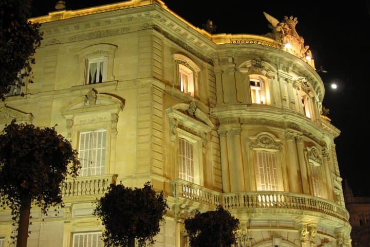 Madrid by Night Legends Taverns and Power