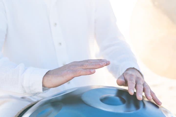 Sunrise & Sunset 432Hz Meditative Concert Handpan, Gong & Guitar