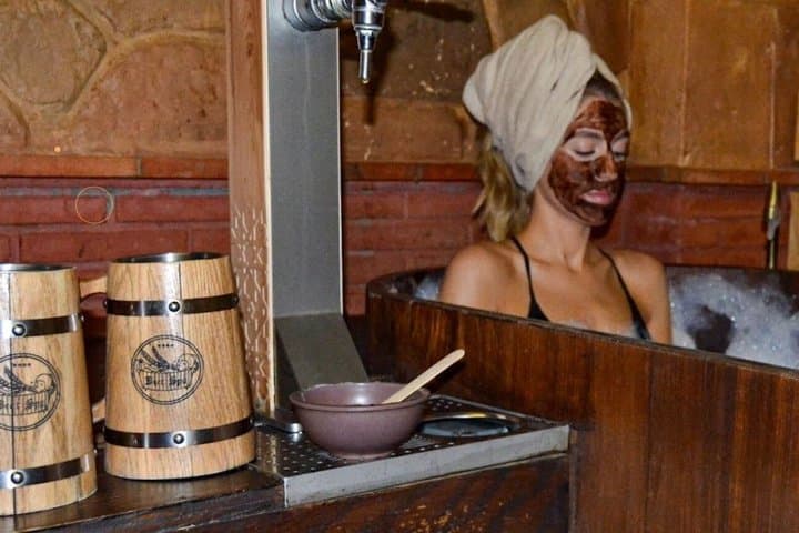 Alicante : Beer Spa with Tapas and Tasting