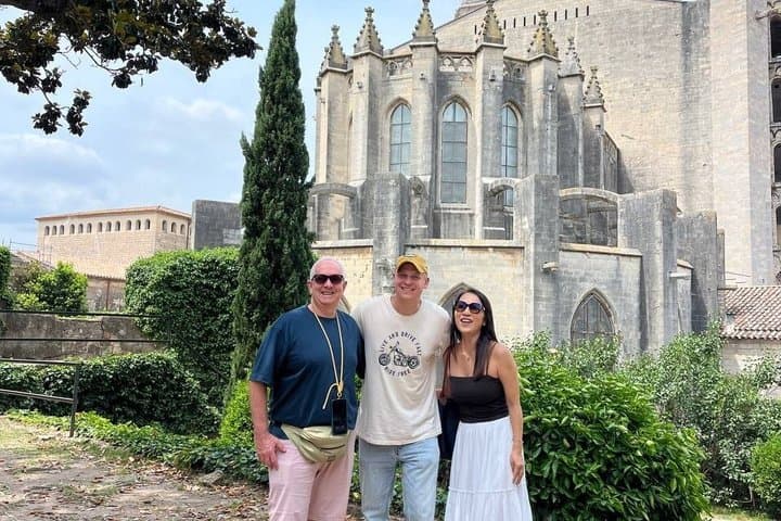 Private Girona & Costa Brava Tour with Tossa de Mar
