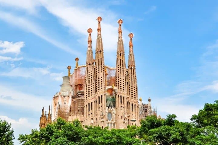 Barcelona Airport Private Transfer Flexible Destinations