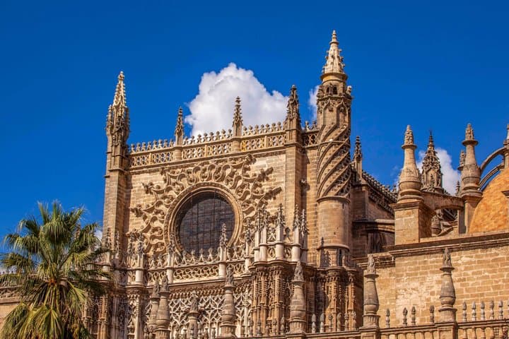 Seville Walking Tour with Audio Guide on Your Smartphone