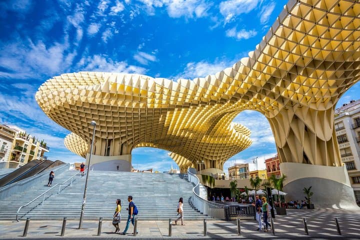 Seville Walking Tour with Audio Guide on Your Smartphone