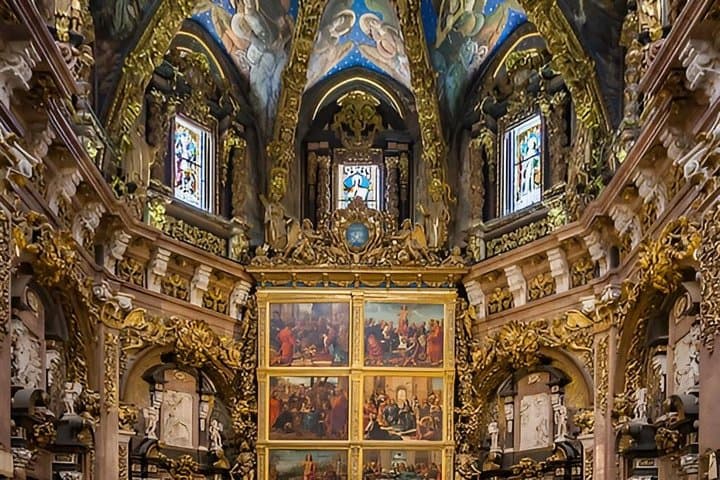 Valencia Cathedral, Holy Grail, Silk Exchange & Wine-Entry Incl.