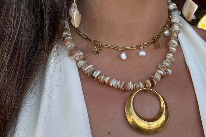 Unlimited Wine and Jewelry Workshop in Malaga