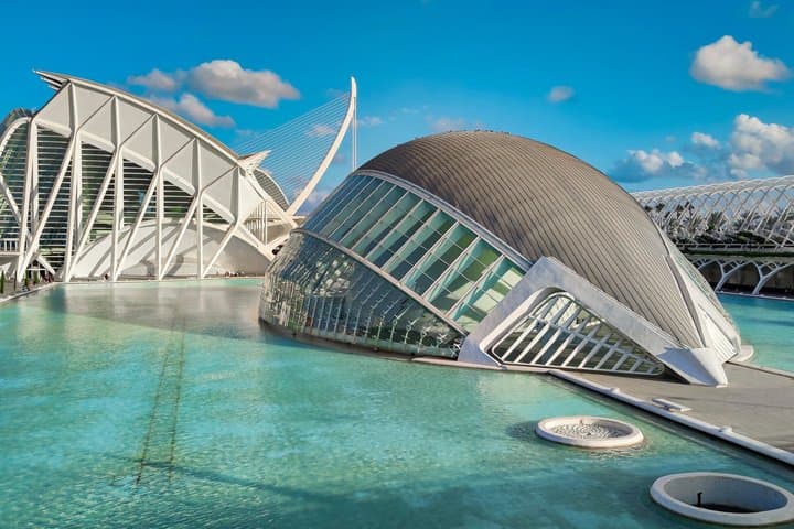 Valencia Bike Tour: Old Town & Arts District
