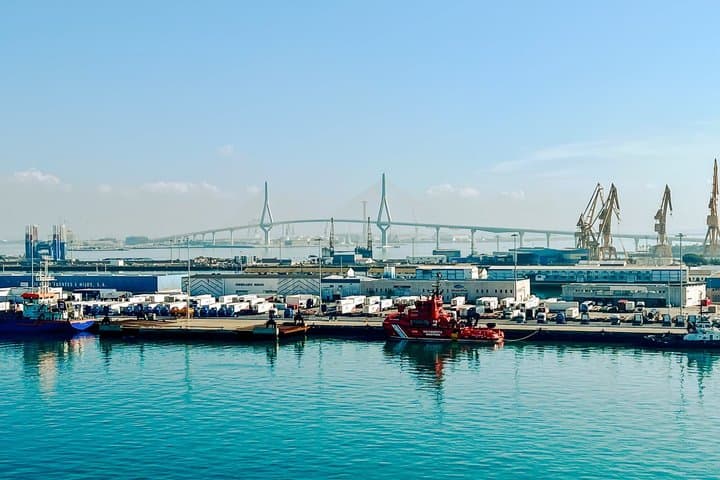 Cádiz Bay Private Sailing Experience