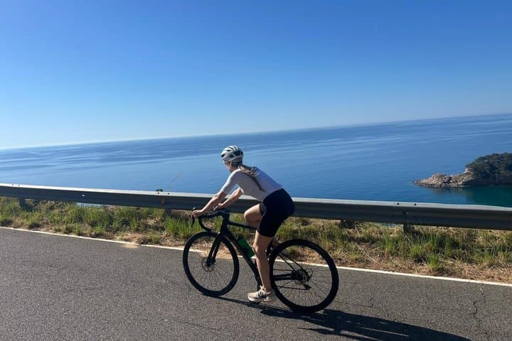 Guided road bike tour of the Costa Brava