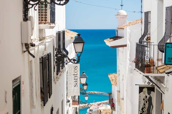 Altea and Calpe Day Trip from Alicante