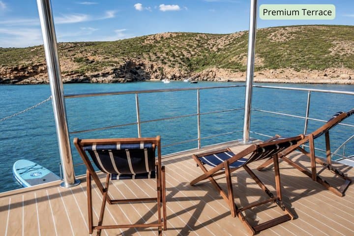 Sunset Catamaran Tour in Mallorca with VIP option