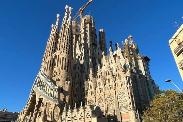 Barcelona Airport (BCN) Private Transfer to/from Barcelona City