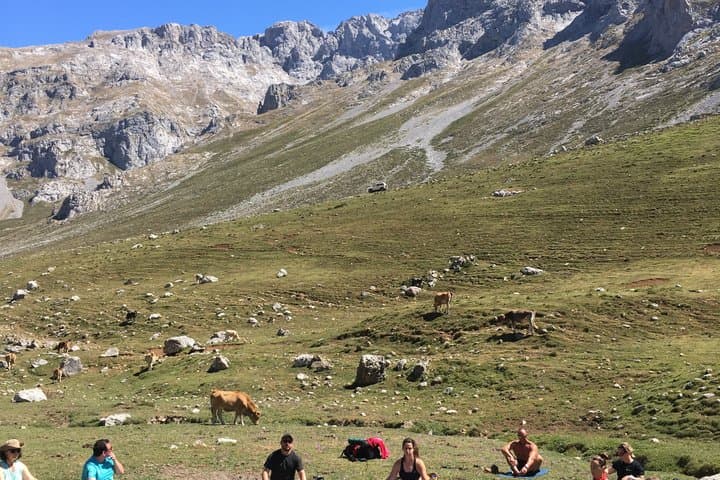 Yogatrek with Yoga and Trekking in Picos de Europa