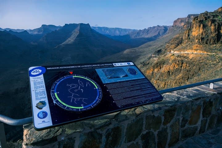 Gran Canaria: Sunset and Stargazing Tour - PickUp or Self Drive