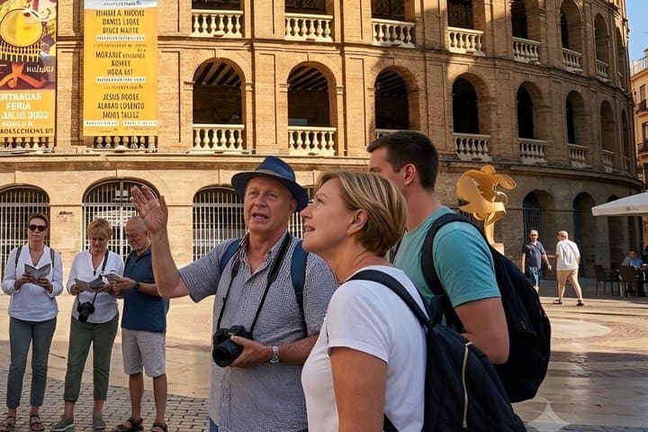 Valencia Art Nouveau Private Tour with Oceanografic Option