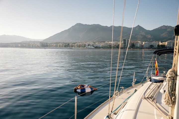 Private Marbella Cruise with Drinks and Paddle Board