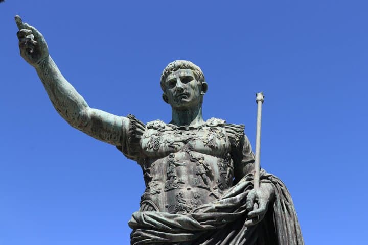 Zaragoza Unveiled Roman Walls to Renaissance Wonders with app