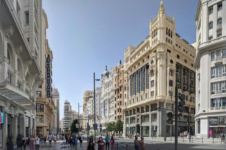 Madrid Old Town Walking Tour: Essential Madrid & Habsburg Legacy