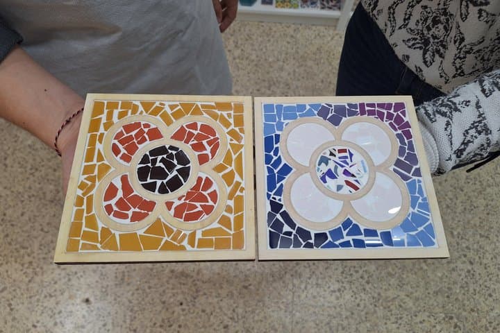Flor de Barcelona Trencadís Mosaic Workshop next to Park Güell