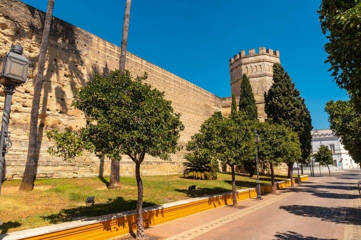 Hello Jerez de la Frontera: Private 2-Hour Walk with Local Guide