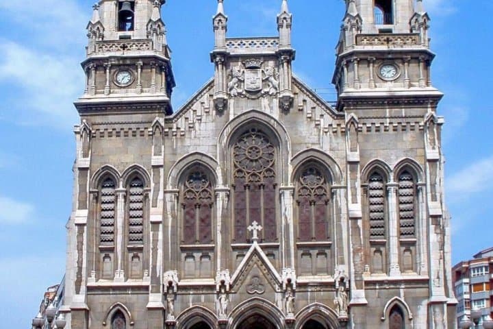 Private Tour Historic Center of Aviles