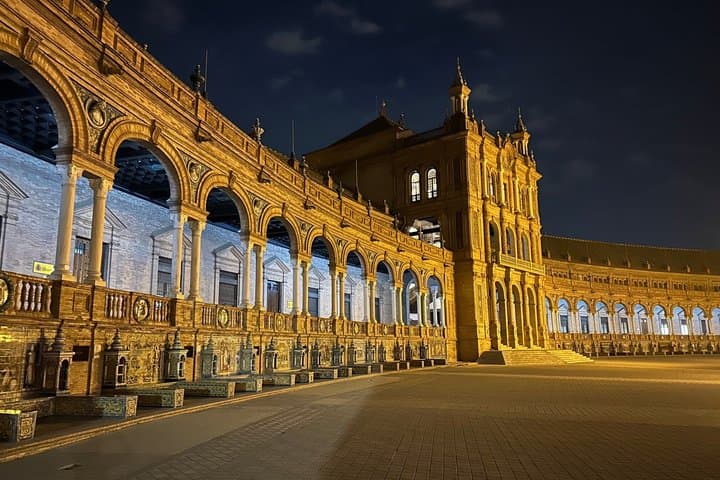 Seville Night Tour with Plaza de España