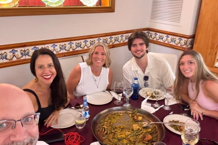 Valencia Highlights Private Tour: Markets, Museums & Paella