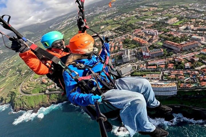Paragliding Above Puerto De la Cruz