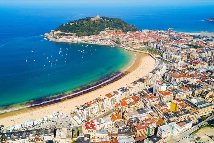 4-Day Guided Tour Northern Spain from Barcelona