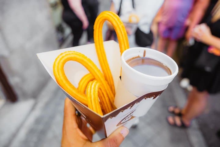 Madrid: Small-Group Food Tour with Tapas, Wine & Vermouth